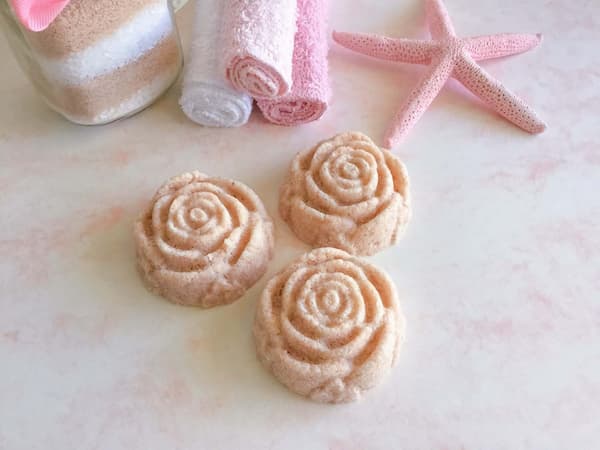 recipe for three rose bath salt cakes