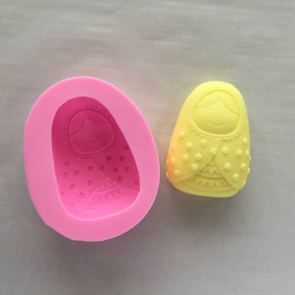 russian doll soap with mold